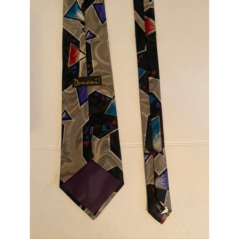 Domani Mens Geometric Abstract Silk Blend Tie Black Red Teal 90s Retro 4 Inch